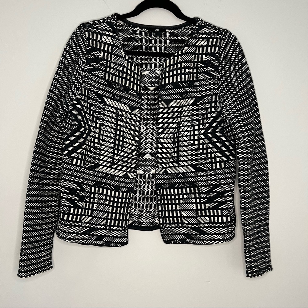 H&M woven jacket. Size S. Black & white.